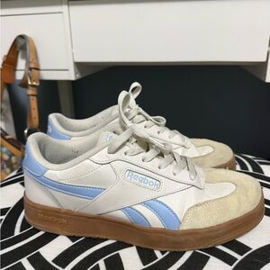 Reebok Forte Lounger White and Blue Sneakers